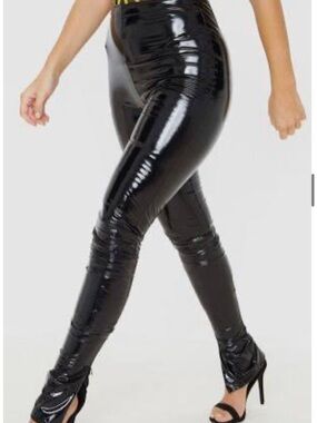 PrettyLittleThing Glossy BlackVinyl Leggings